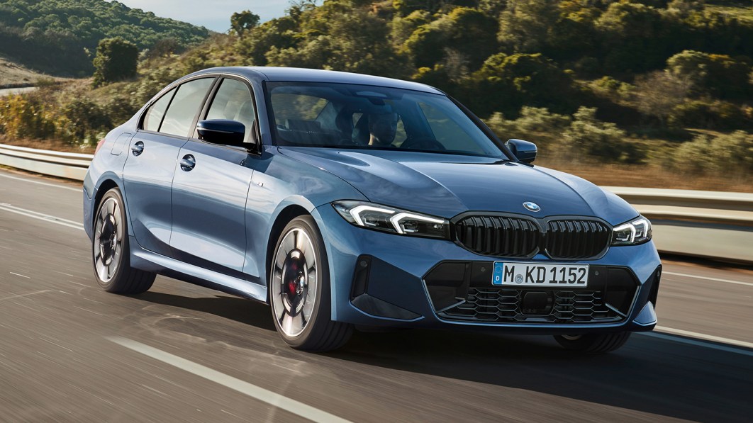 2025 BMW 3 Series adopts mildhybrid power across the board Barclay